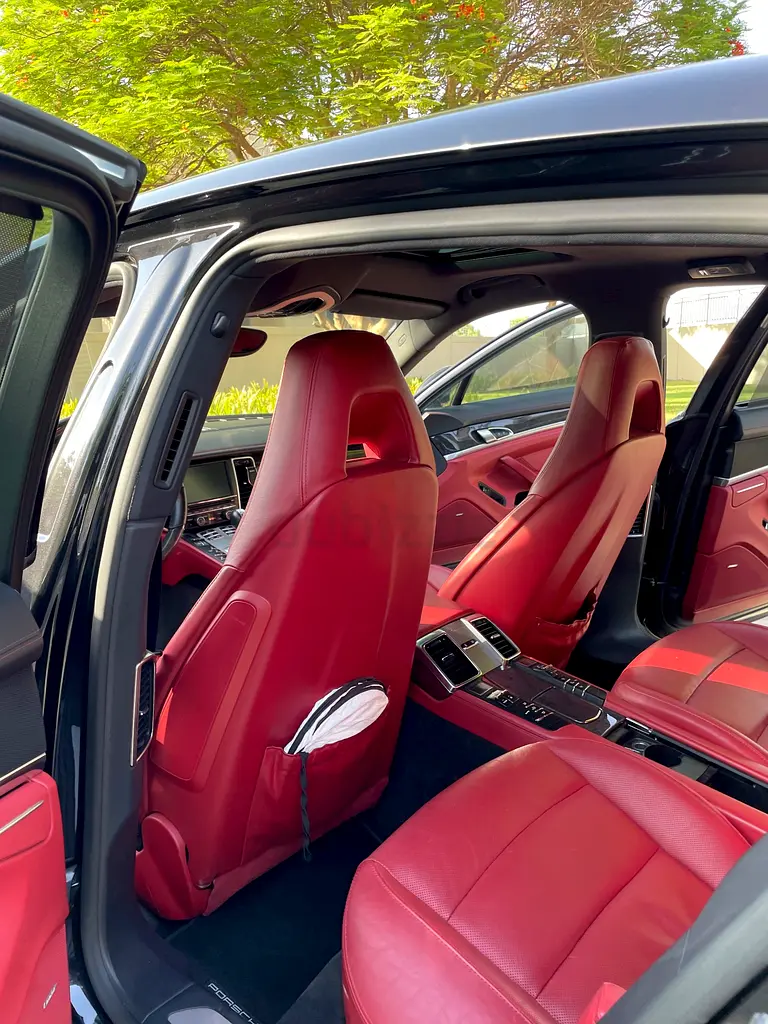 Porsche Panamera S 2014 with PORSCHE WARRANTY - Image 11