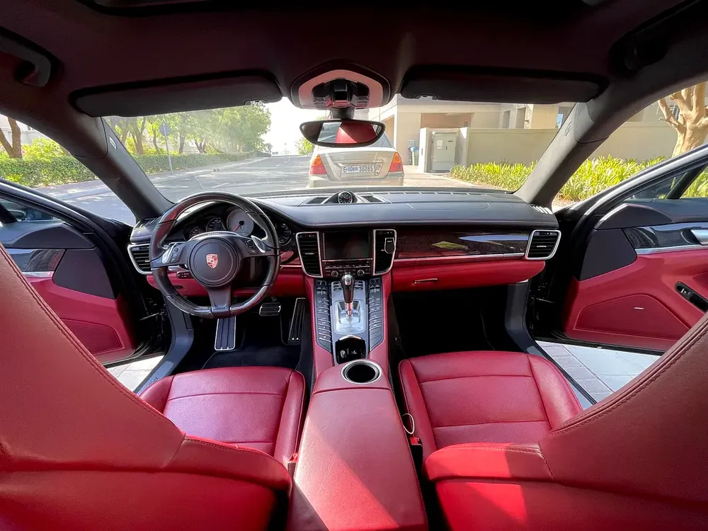 Porsche Panamera S 2014 with PORSCHE WARRANTY - Image 7