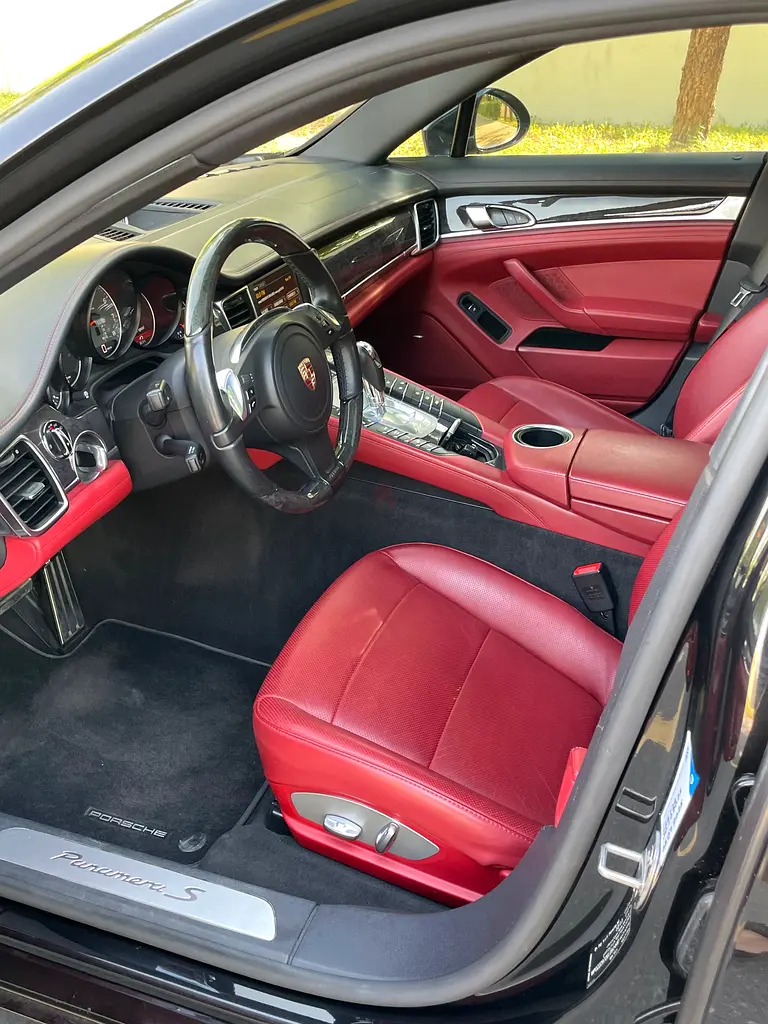 Porsche Panamera S 2014 with PORSCHE WARRANTY - Image 8