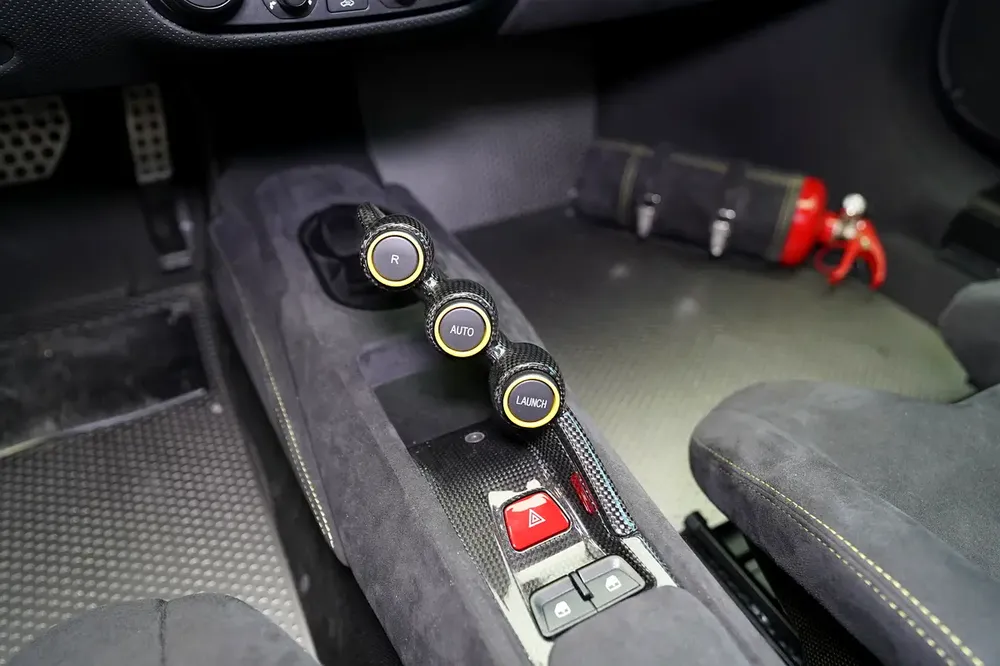 AL TAYER WARRANTY MAY 2027 + SERVICE JAN 2027 | CARBON INTERIOR | CARBON EXTERIOR | 488 PISTA - Image 14