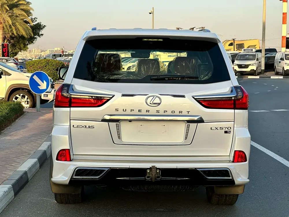 LEXUS LX570 2021 SUPER SPORT 1450 KM - Image 19