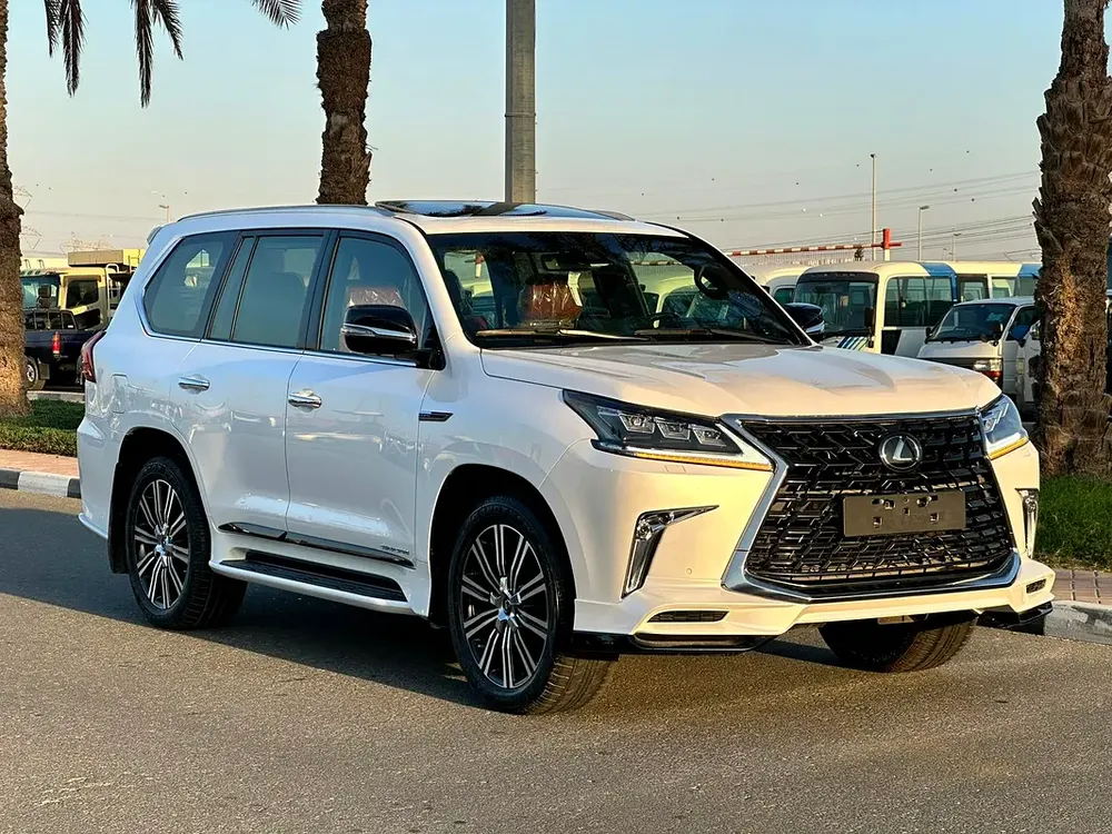LEXUS LX570 2021 SUPER SPORT 1450 KM - Image 4