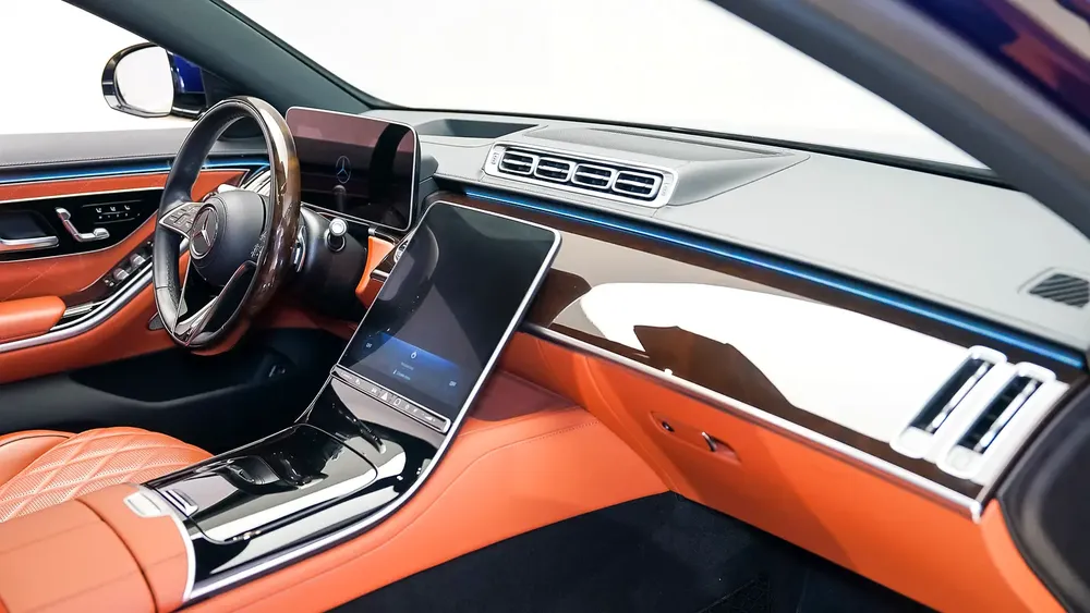 S 450 AMG Line | AED 7,377 PM | Rear Ent, Special Colour, Low KM | Ramadan Offer - Image 7
