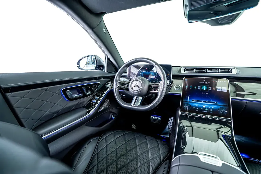 Mercedes Benz S500 L 4 Matic-Low Mileage-Full Options-Premium Metallic Exclusive Paint - Image 13