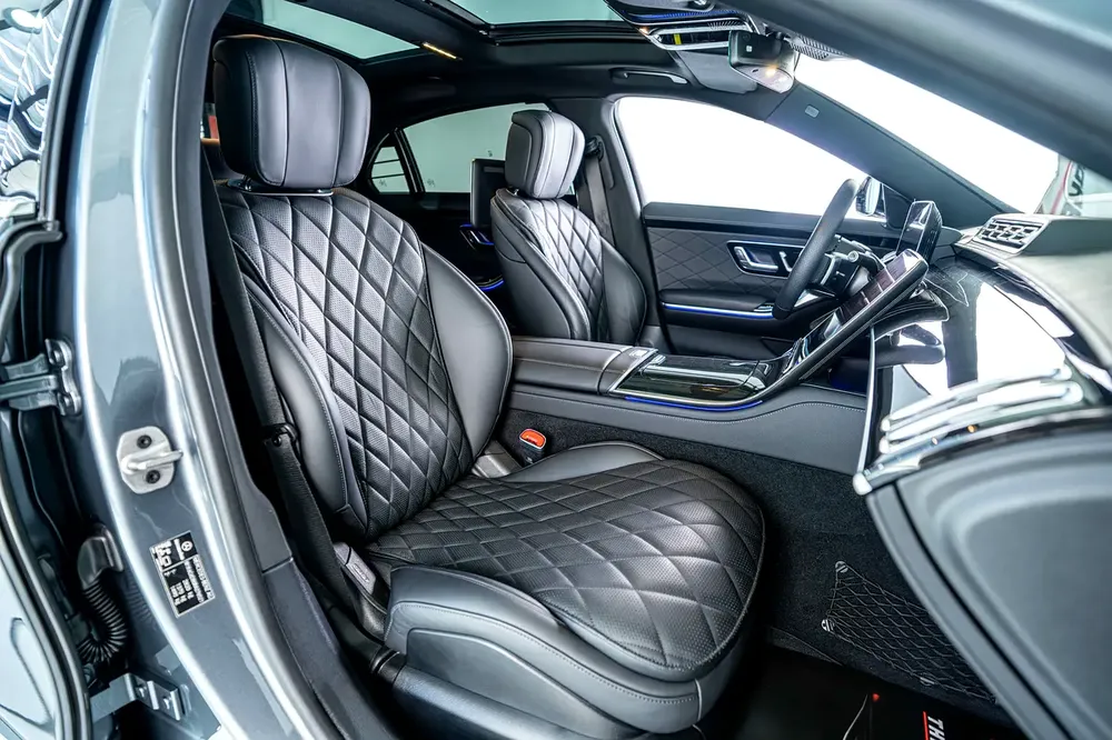 Mercedes Benz S500 L 4 Matic-Low Mileage-Full Options-Premium Metallic Exclusive Paint - Image 14
