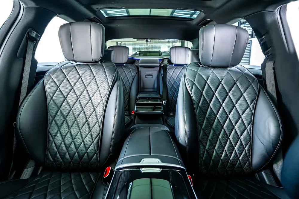 Mercedes Benz S500 L 4 Matic-Low Mileage-Full Options-Premium Metallic Exclusive Paint - Image 20