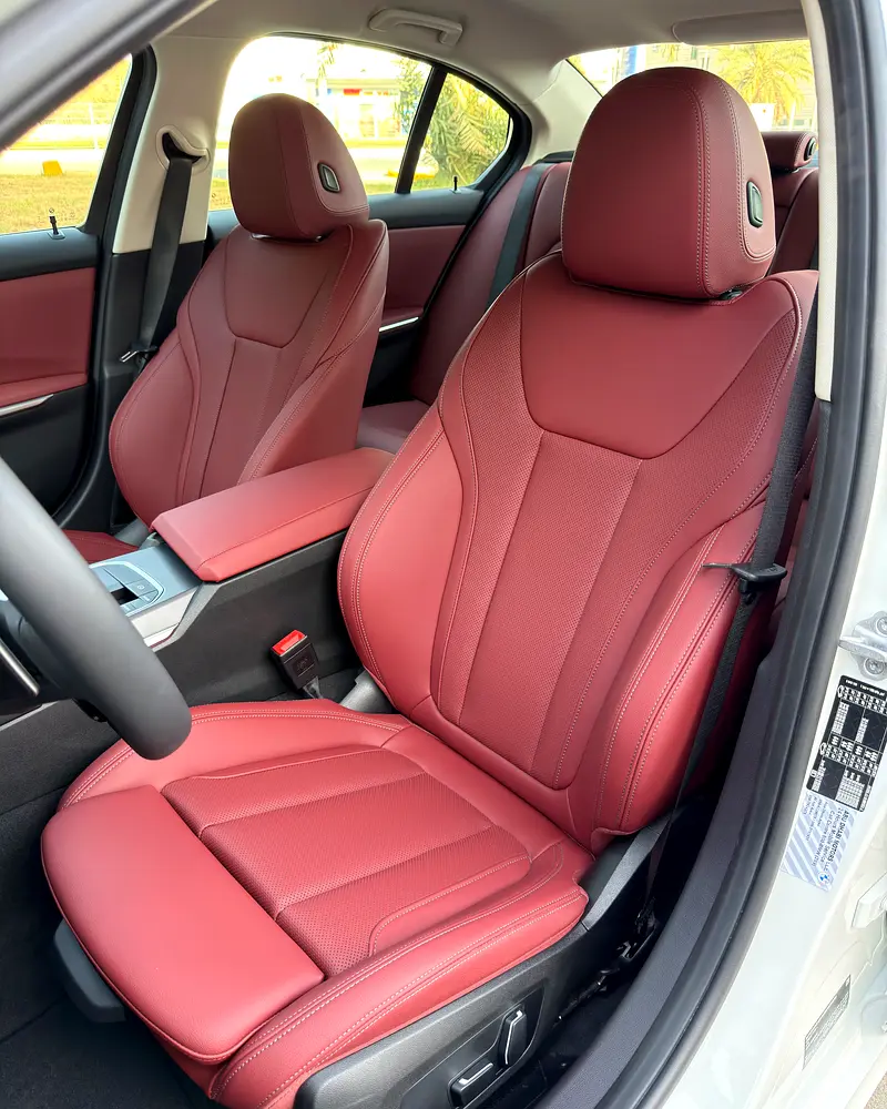 BMW 318i - 5 Years Warranty - 5 Years Free Service  Free insurance - Window tint - Image 11