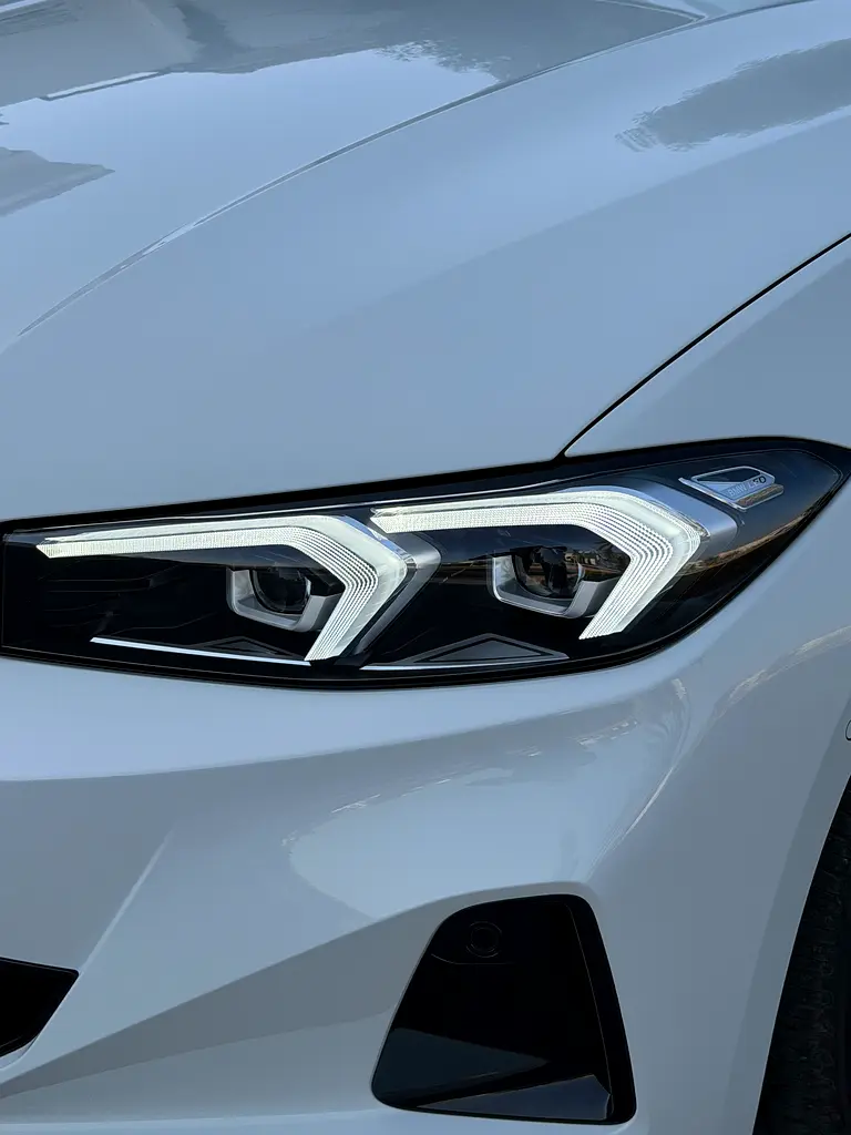 BMW 318i - 5 Years Warranty - 5 Years Free Service  Free insurance - Window tint - Image 5