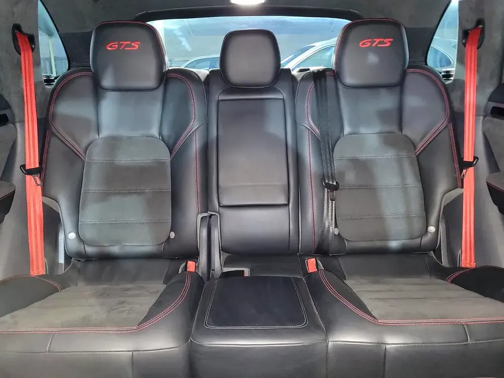 PORSCHE CAYENNE GTS 4.8L 2013 | MANSORY CARBON FIBER BONNET | WALD AERO KIT | GTS INTERIOR PACKAGE - Image 19