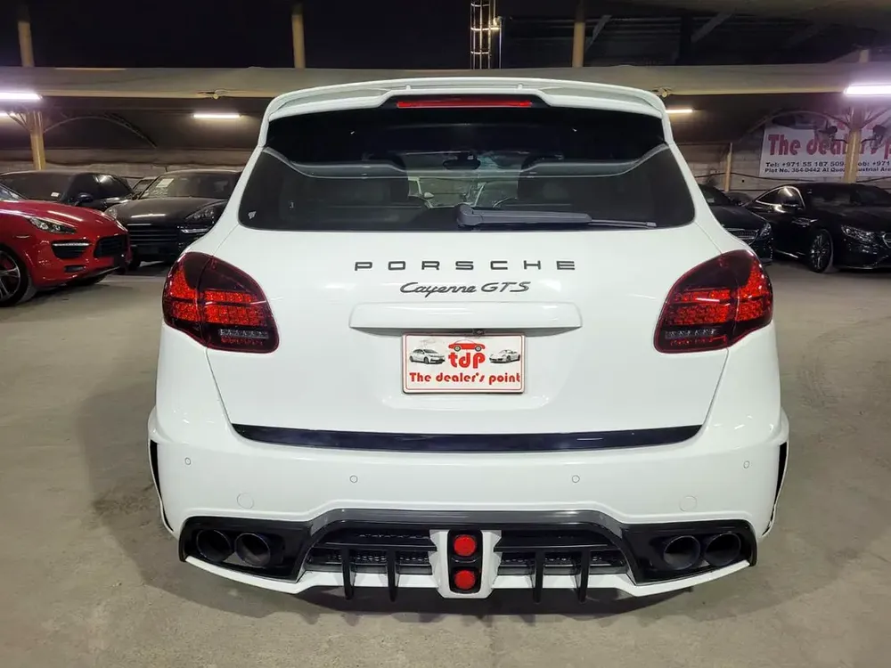 PORSCHE CAYENNE GTS 4.8L 2013 | MANSORY CARBON FIBER BONNET | WALD AERO KIT | GTS INTERIOR PACKAGE - Image 5
