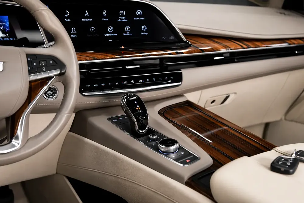 2023 Cadillac Escalade Sport Platinum | GCC Specs | Low Mileage - Image 16