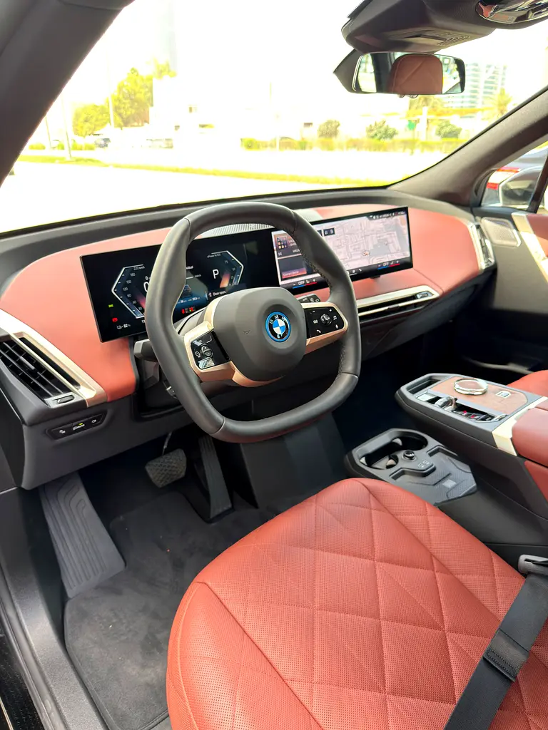 BMW iX xDrive50 M Sport - 6 Years Free Service - 5 Years Warranty - Free insurance  Window tint - Image 11