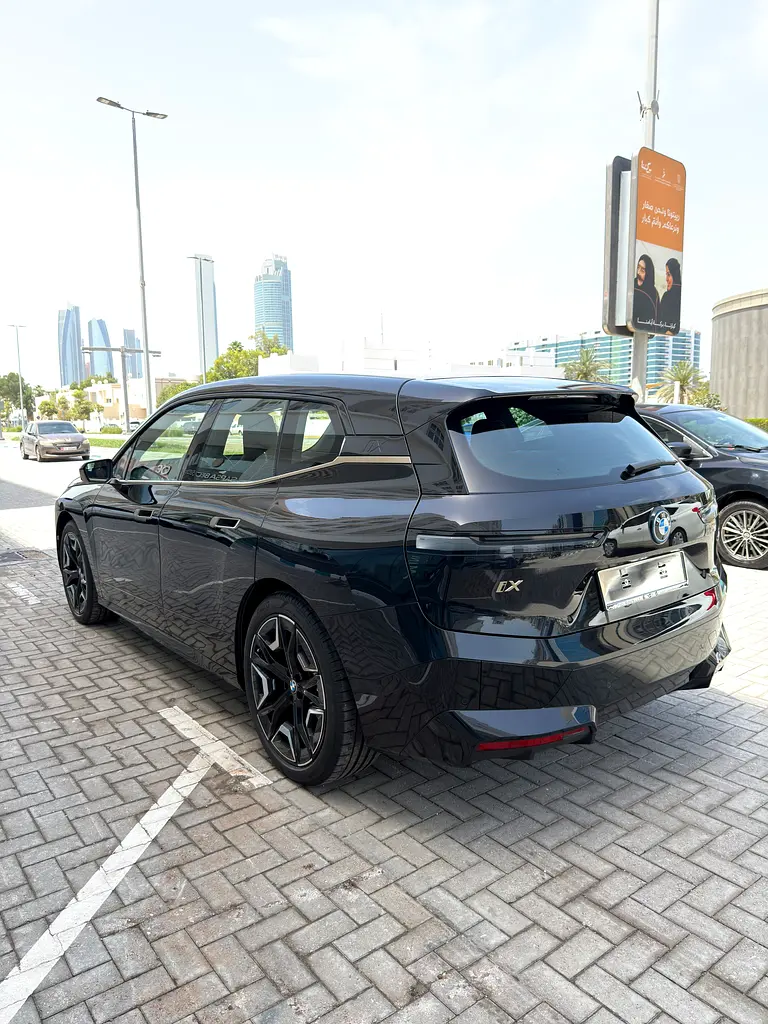 BMW iX xDrive50 M Sport - 6 Years Free Service - 5 Years Warranty - Free insurance  Window tint - Image 7