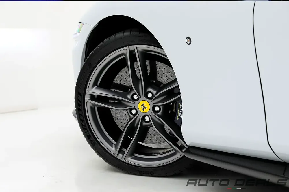 2022 Ferrari Roma - GCC Specs - Pristine Condition - Image 10