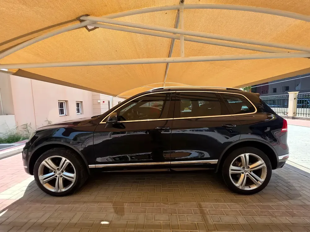 VW Touareg R - Image 4