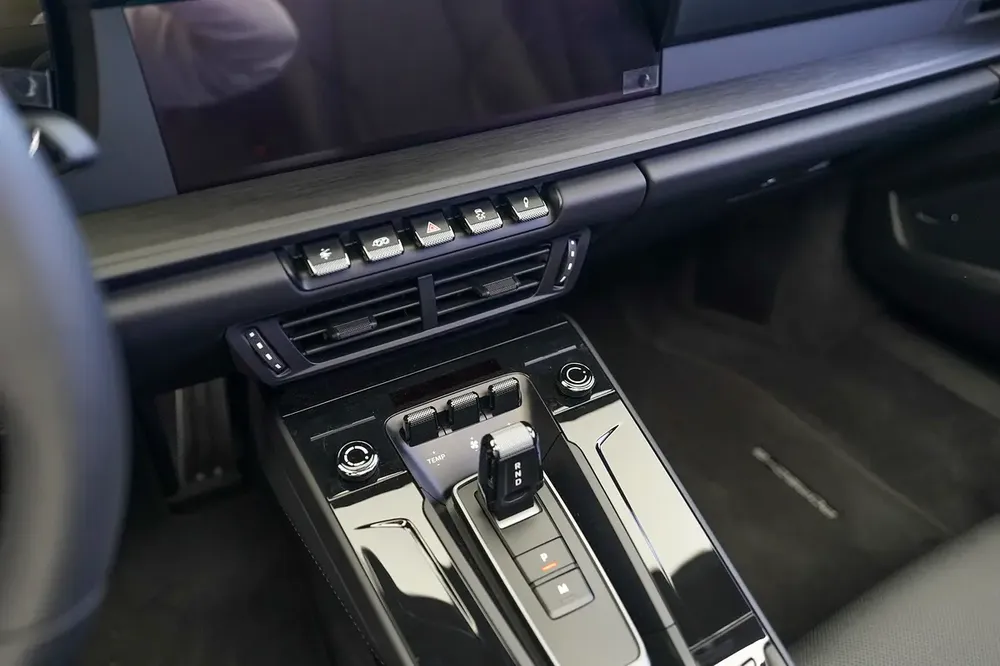 DEALER WARRANTY | SPORT EXHAUST | 911 TARGA 4 GTS | BOSE AUDIO - Image 11