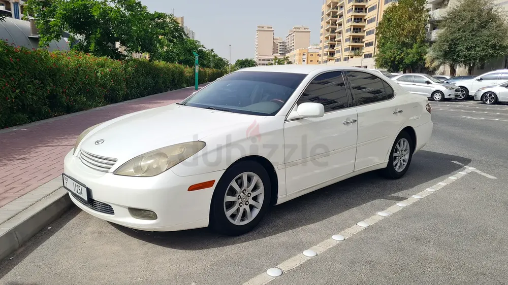 LEXUS ES300 2003 AL FUTTAIM GULF GCC FAMILY USED COLD AC VERY CLEAN WELL MAINTAINED - Image 12
