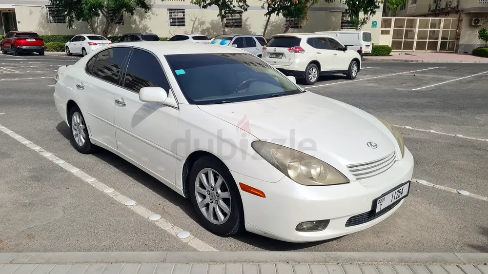 LEXUS ES300 2003 AL FUTTAIM GULF GCC FAMILY USED COLD AC VERY CLEAN WELL MAINTAINED - Image 14