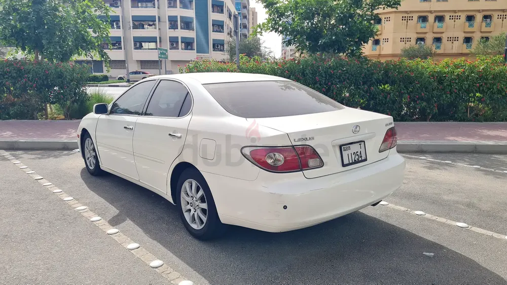 LEXUS ES300 2003 AL FUTTAIM GULF GCC FAMILY USED COLD AC VERY CLEAN WELL MAINTAINED - Image 16