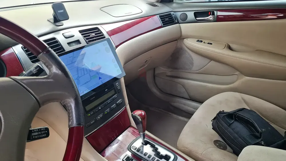 LEXUS ES300 2003 AL FUTTAIM GULF GCC FAMILY USED COLD AC VERY CLEAN WELL MAINTAINED - Image 8