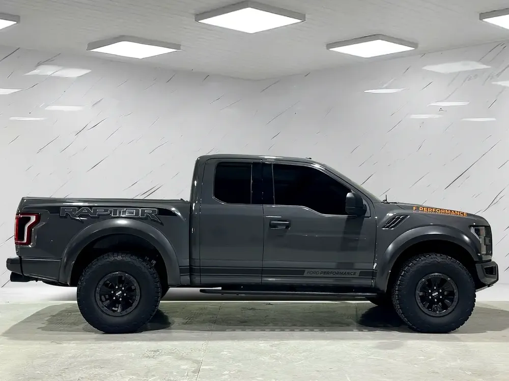 2,922AED / MONTH -- FORD WARRANTY/SERVICE -- RAPTOR F-PERFORMANCE SUPERCAB - Image 4