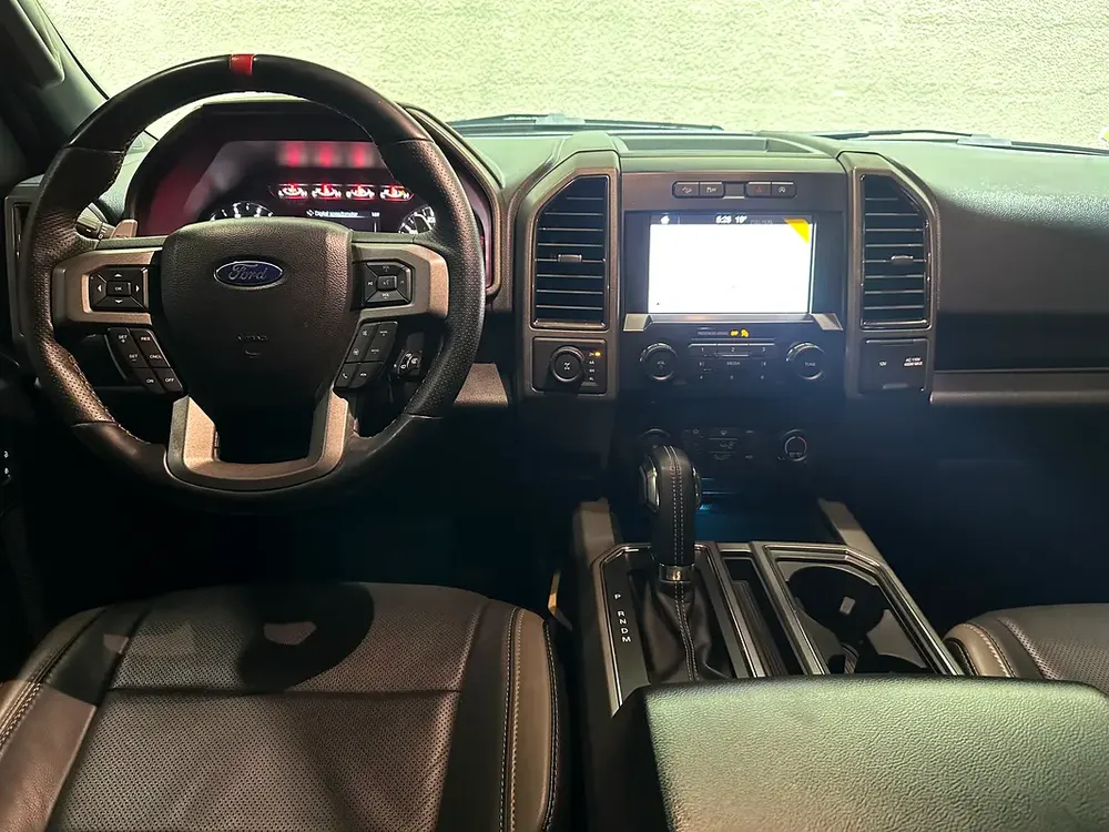 2,922AED / MONTH -- FORD WARRANTY/SERVICE -- RAPTOR F-PERFORMANCE SUPERCAB - Image 9