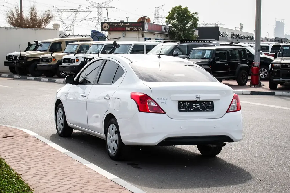 2022 - NISSAN SUNNY - GCC SPECS - EXCELLENT CONDITION - FULL SERVICE HISTORY - Image 6