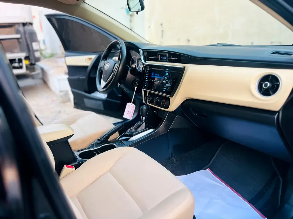 2018 Toyota Corolla SE - GCC Specs - Excellent Condition - Image 5