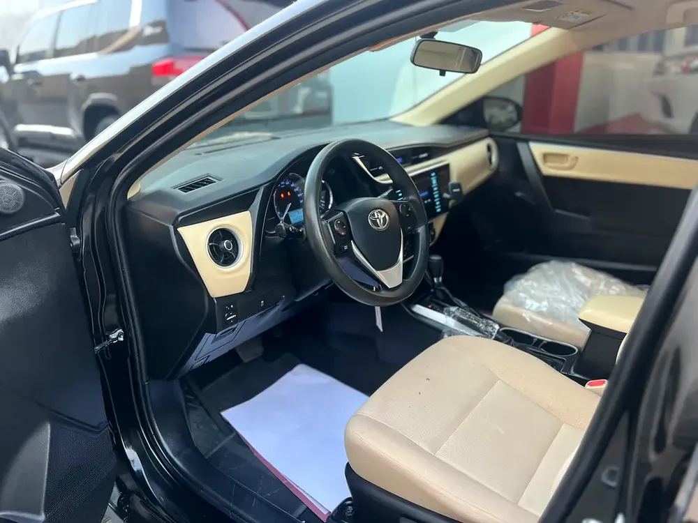 2018 Toyota Corolla SE - GCC Specs - Excellent Condition - Image 8