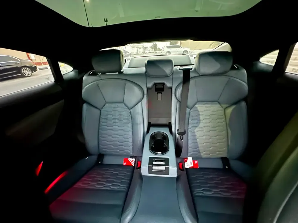 2022 Audi e-tron GT quattro | GCC Specs | Low Mileage - Image 19