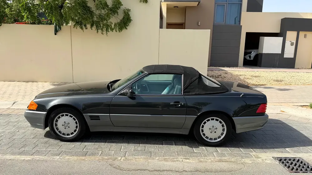 1992 Mercedes-Benz SL 500 | Classic V8 Convertible | Pristine Condition - Image 5