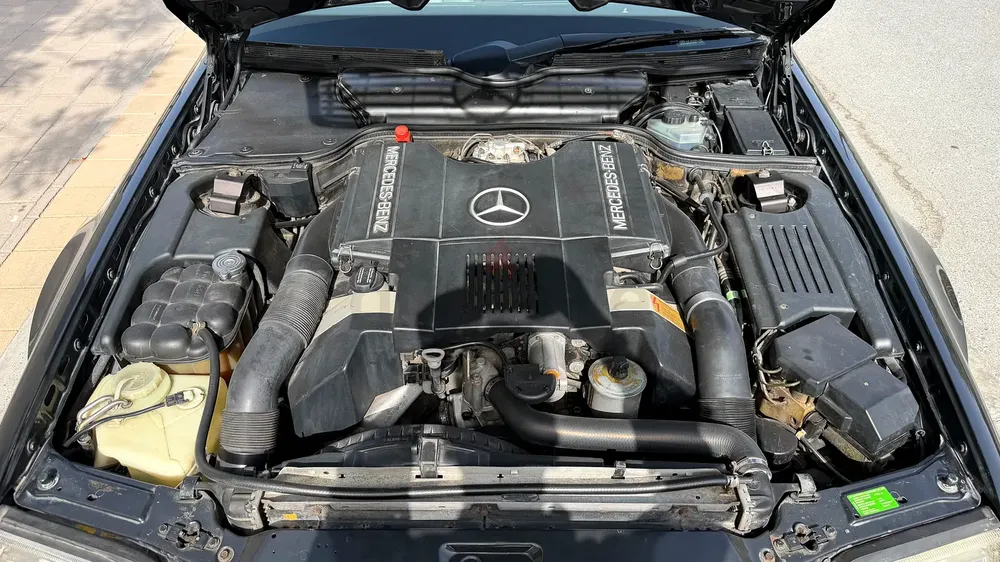 1992 Mercedes-Benz SL 500 | Classic V8 Convertible | Pristine Condition - Image 8