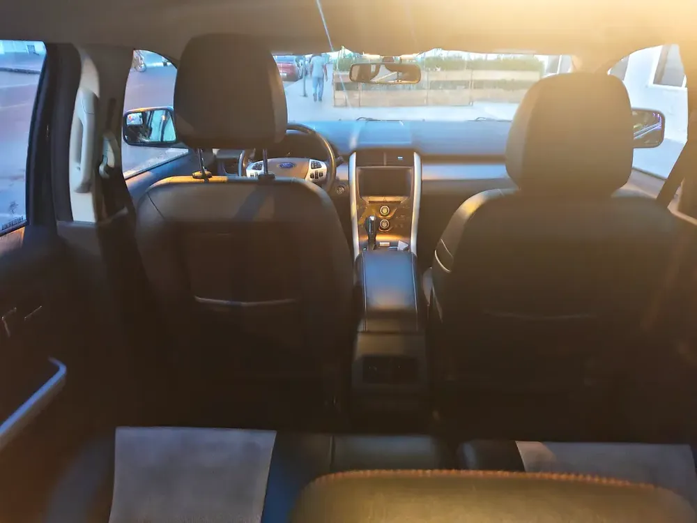 Ford Edge SEL 2014 GCC Specs kilometers 140000 Super clean Model - Image 11