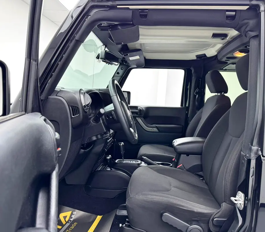 2017 Jeep Wrangler Willys Wheeler, Full Service History, Excellent Condition, GCC - Image 11