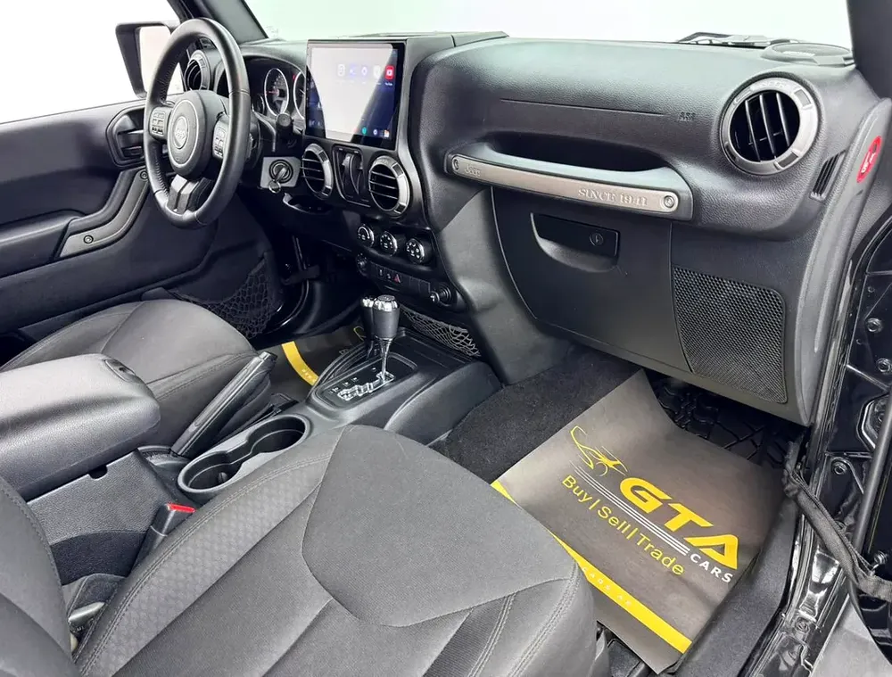 2017 Jeep Wrangler Willys Wheeler, Full Service History, Excellent Condition, GCC - Image 9