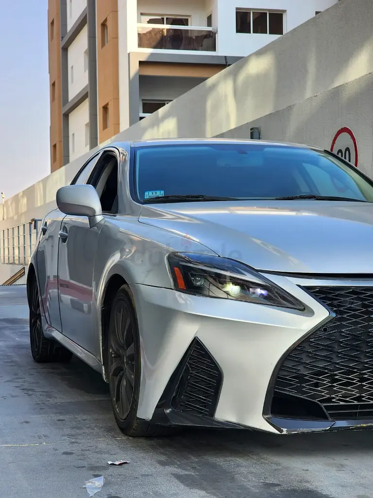 Lexus IS 250 2008 Korean Specs - Well Maintained Luxury Sedan - Image 9
