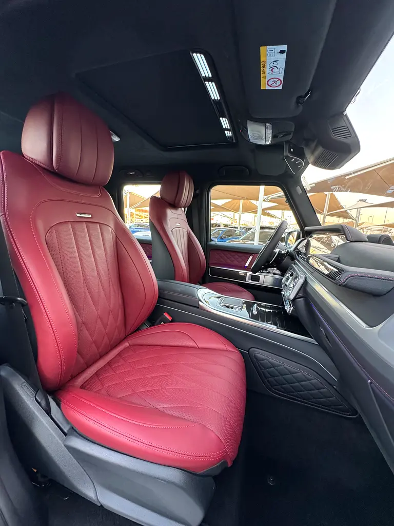 Mercedes Benz G63 AMG 2026 brand new fully loaded under warranty and service contract - Image 15