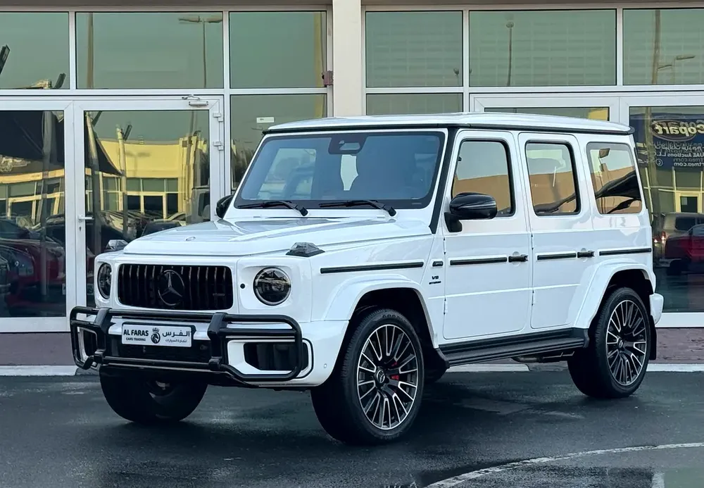 Mercedes Benz G63 AMG 2026 brand new fully loaded under warranty and service contract - Image 4