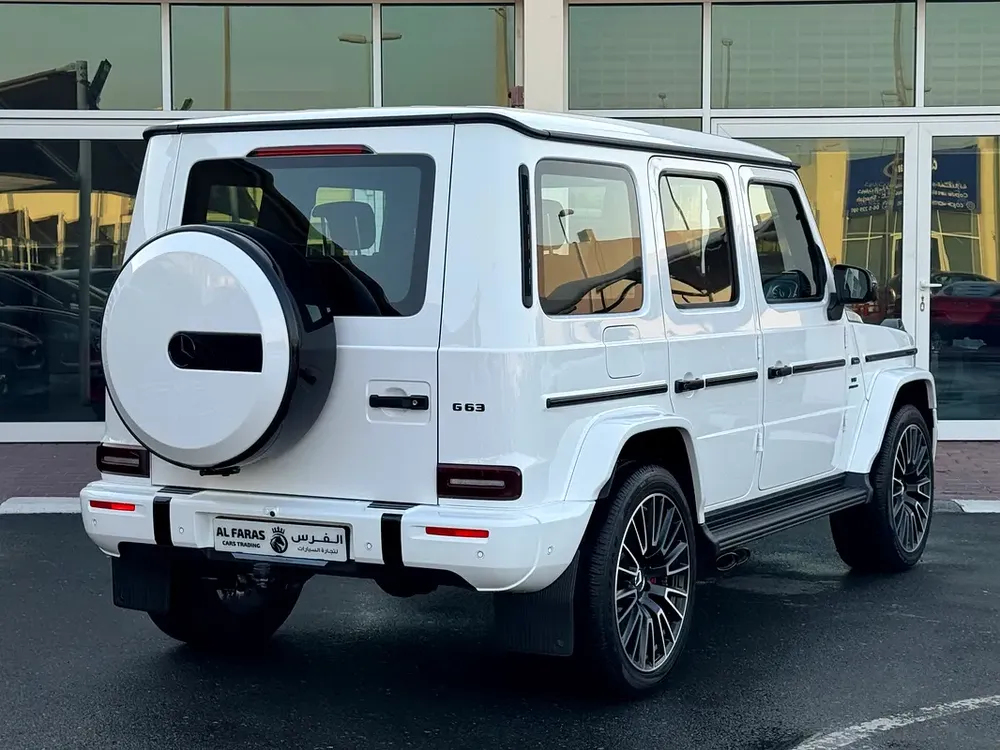 Mercedes Benz G63 AMG 2026 brand new fully loaded under warranty and service contract - Image 6
