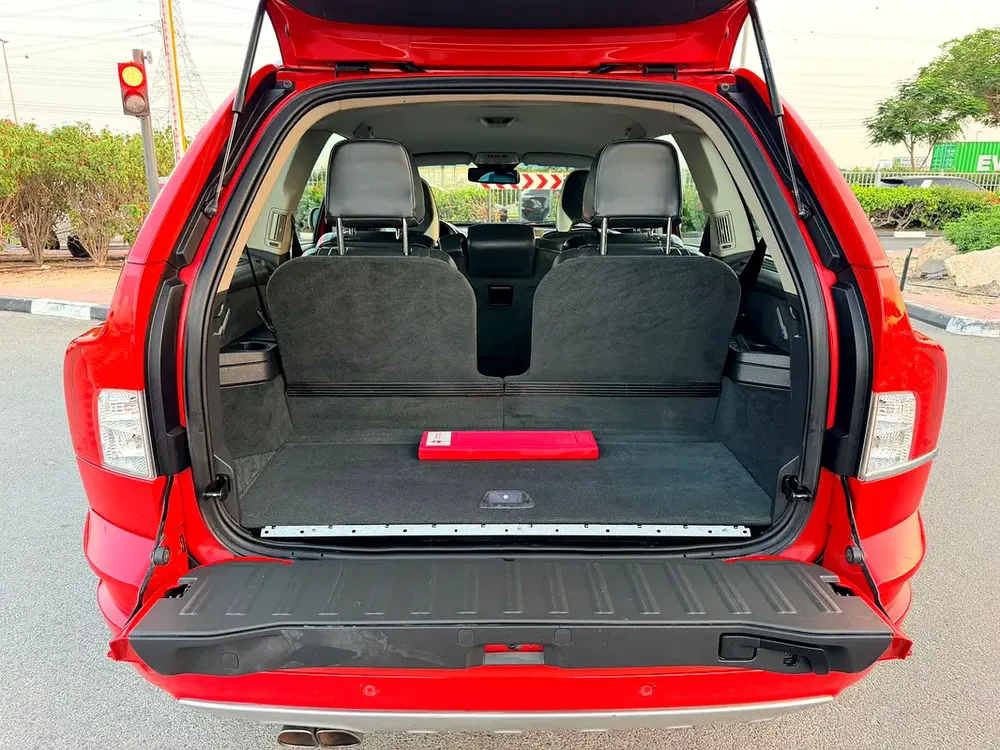 Volvo XC90 R Design SE 2014 GCC Specs - Image 10