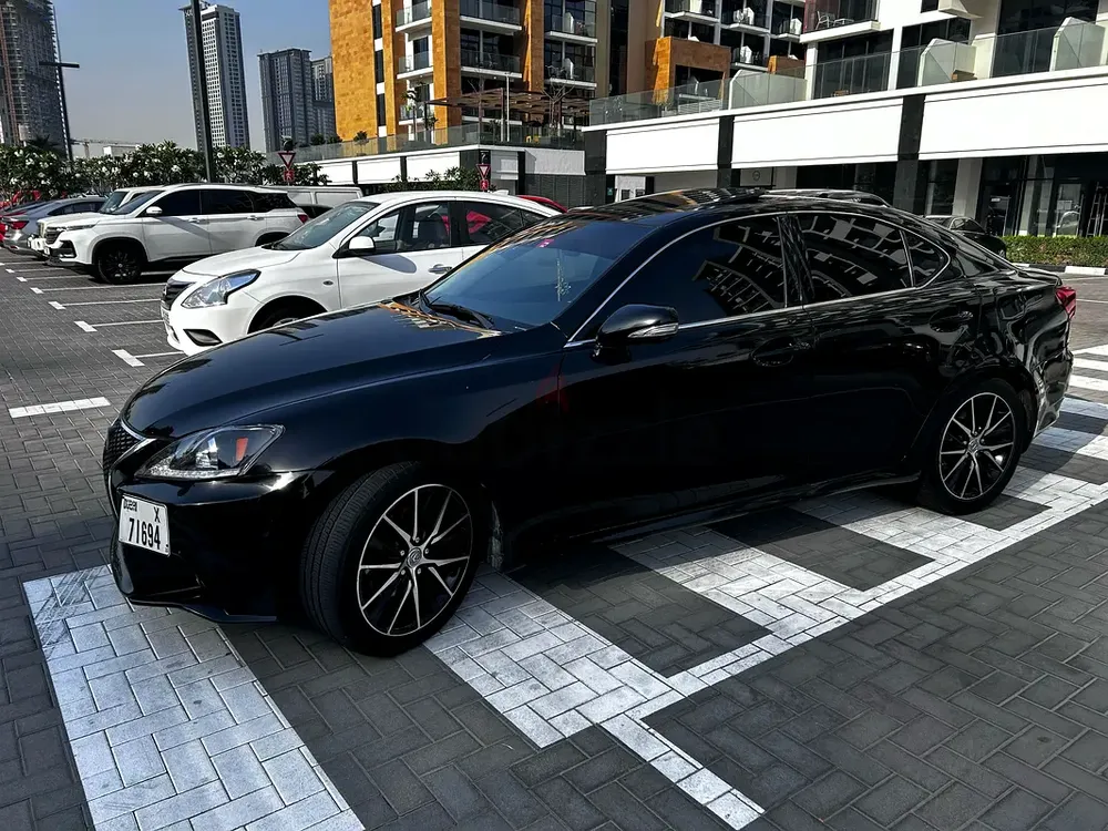 Lexus IS 250 2012 - American Specs - Excellent Condition - Image 4