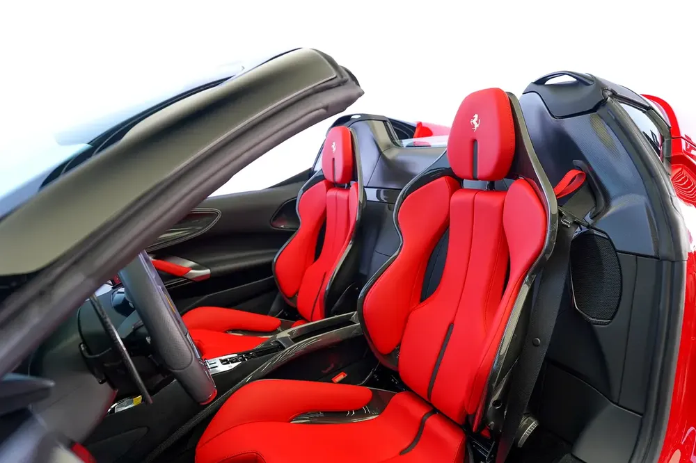 SERVICE CONTRACT TILL JULY 2030 | FULL CARBON INTERIOR AND EXTERIOR | SF90 SPIDER ASSETTO FIORANO - Image 12
