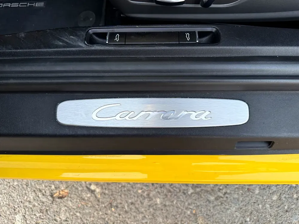 991.2 • FSDH • Porsche Warranty • GCC • Special Colour - Image 12