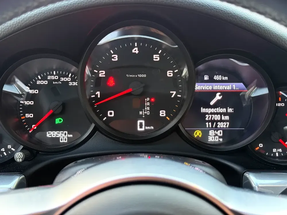 991.2 • FSDH • Porsche Warranty • GCC • Special Colour - Image 14