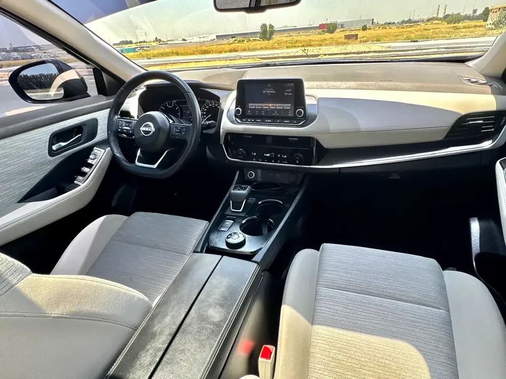 Nissan X-Trail SV -2024 GCC Specs panoramic - Image 9