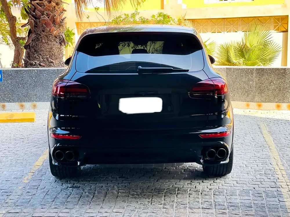 2016 Cayenne GTS fully loaded GCC - Image 6