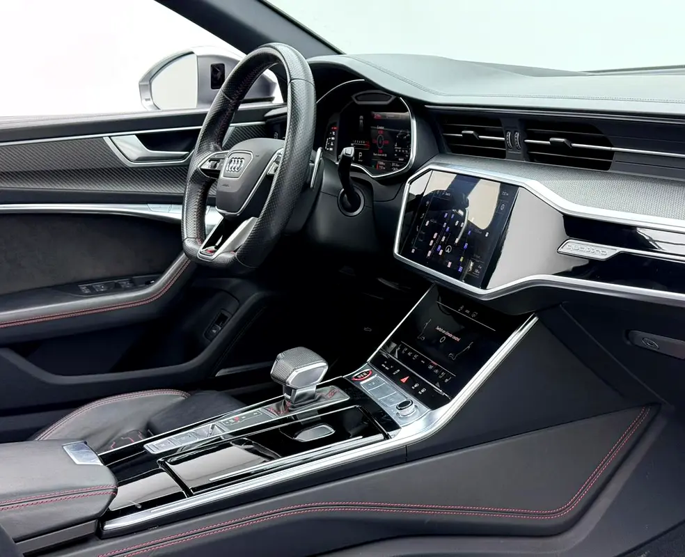2021 Audi RS6 Avant TFSI quattro, Audi Warranty+Service Contract+Full Service History, GCC - Image 13