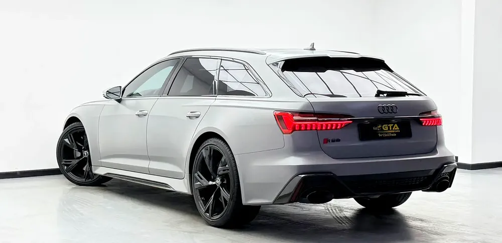 2021 Audi RS6 Avant TFSI quattro, Audi Warranty+Service Contract+Full Service History, GCC - Image 4