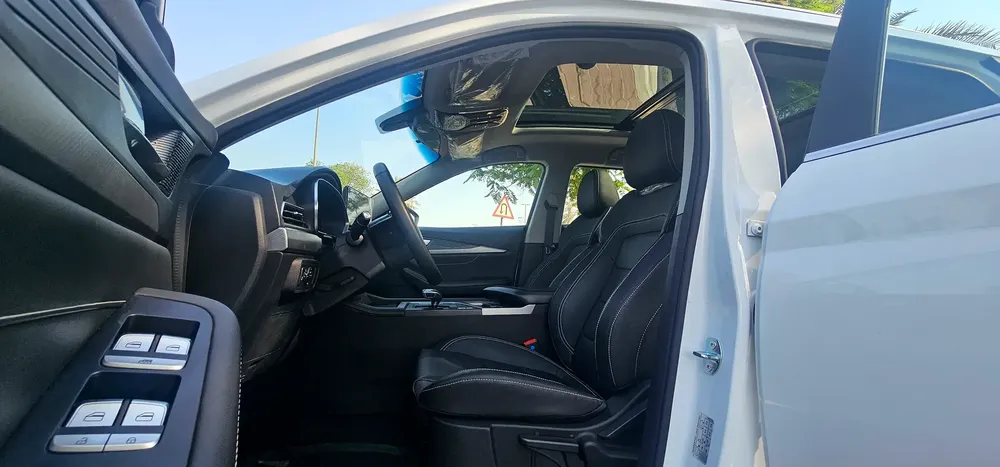 SOUEAST DX8 S  FULL 0PTION MODEL 2024 GCC KM 7000 ONLY SUV ACCIDENT FREE ORIGINAL PAINT - Image 12