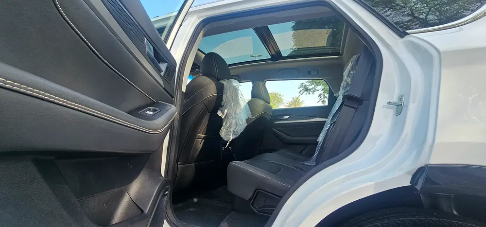 SOUEAST DX8 S  FULL 0PTION MODEL 2024 GCC KM 7000 ONLY SUV ACCIDENT FREE ORIGINAL PAINT - Image 5